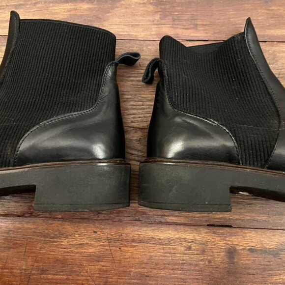 Women's Emanuele Crasto Black Pull on Leather Ankle Boot Sz 9 - Picture 6 of 11